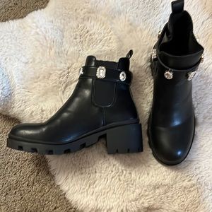 Black Chelsea boots